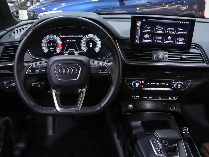 Audi Q5 2.0 45 TFSI GASOLINA S LINE BLACK QUATTRO S TRONIC 2021/2021 VIA BELLA VEÍCULOS ESPECIAIS CAXIAS DO SUL / Carros no Vale