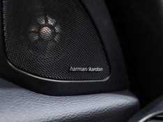 BMW 1 M 3.0 COUPÉ 24V GASOLINA BI-TURBO 2P MANUAL 2011/2012 VIA BELLA VEÍCULOS ESPECIAIS CAXIAS DO SUL / Carros no Vale