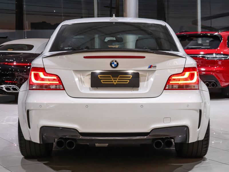 BMW 1 M 3.0 COUPÉ 24V GASOLINA BI-TURBO 2P MANUAL 2011/2012 VIA BELLA VEÍCULOS ESPECIAIS CAXIAS DO SUL / Carros no Vale