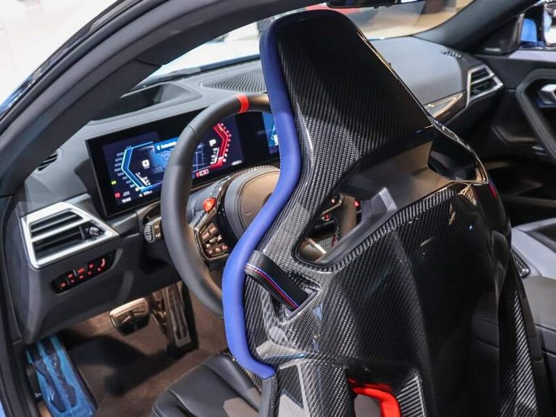 BMW M2 3.0 I6 TWINTURBO GASOLINA COUPÉ TRACK M STEPTRONIC 2024/2025 VIA BELLA VEÍCULOS ESPECIAIS CAXIAS DO SUL / Carros no Vale