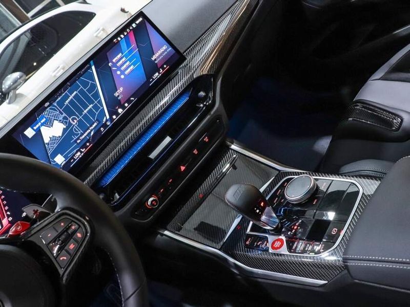 BMW M2 3.0 I6 TWINTURBO GASOLINA COUPÉ TRACK M STEPTRONIC 2024/2025 VIA BELLA VEÍCULOS ESPECIAIS CAXIAS DO SUL / Carros no Vale