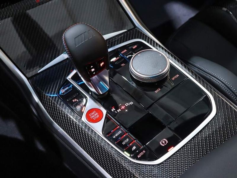 BMW M2 3.0 I6 TWINTURBO GASOLINA COUPÉ TRACK M STEPTRONIC 2024/2025 VIA BELLA VEÍCULOS ESPECIAIS CAXIAS DO SUL / Carros no Vale