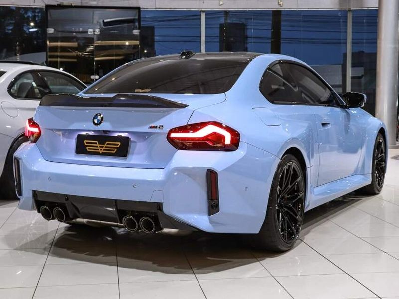 BMW M2 3.0 I6 TWINTURBO GASOLINA COUPÉ TRACK M STEPTRONIC 2024/2025 VIA BELLA VEÍCULOS ESPECIAIS CAXIAS DO SUL / Carros no Vale