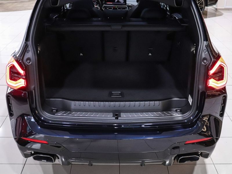 BMW X3 3.0 TWINPOWER GASOLINA M40I STEPTRONIC 2022/2022 VIA BELLA VEÍCULOS ESPECIAIS CAXIAS DO SUL / Carros no Vale BMW X3 3.0 TWINPOWER GASOLINA M40I STEPTRONIC 2022/2022 VIA BELLA VEÍCULOS ESPECIAIS CAXIAS DO SUL / Carros no Vale