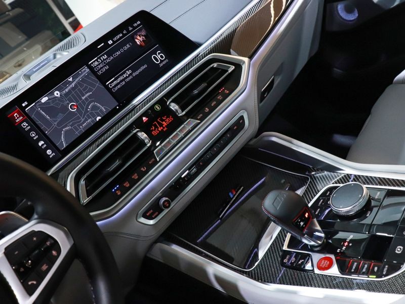BMW X6 4.4 V8 BITURBO GASOLINA M COMPETITION AUTOMÁTICO 2022/2023 VIA BELLA VEÍCULOS ESPECIAIS CAXIAS DO SUL / Carros no Vale BMW X6 4.4 V8 BITURBO GASOLINA M COMPETITION AUTOMÁTICO 2022/2023 VIA BELLA VEÍCULOS ESPECIAIS CAXIAS DO SUL / Carros no Vale