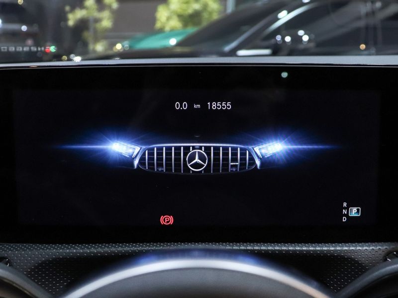 Mercedes-Benz A 45 AMG 2.0 CGI GASOLINA S 4MATIC SPEEDSHIFT 2022/2023 VIA BELLA VEÍCULOS ESPECIAIS CAXIAS DO SUL / Carros no Vale