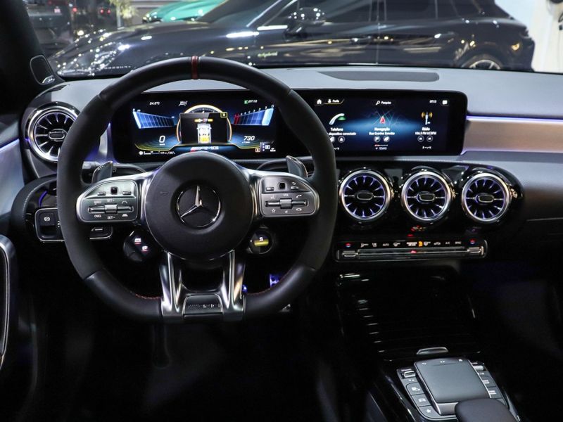 Mercedes-Benz A 45 AMG 2.0 CGI GASOLINA S 4MATIC SPEEDSHIFT 2022/2023 VIA BELLA VEÍCULOS ESPECIAIS CAXIAS DO SUL / Carros no Vale