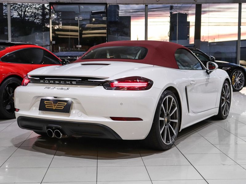 Porsche 718 2.5 16V H4 GASOLINA BOXSTER S PDK 2017/2018 VIA BELLA VEÍCULOS ESPECIAIS CAXIAS DO SUL / Carros no Vale