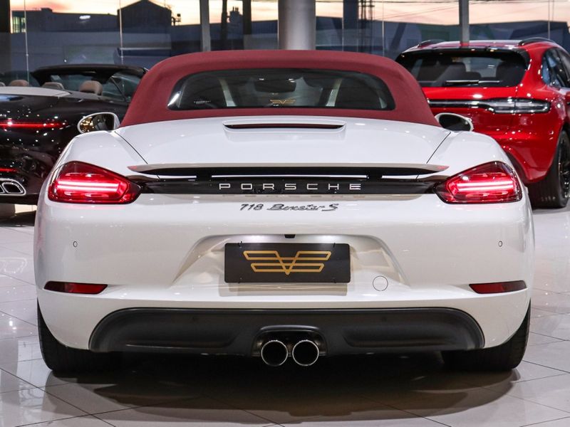 Porsche 718 2.5 16V H4 GASOLINA BOXSTER S PDK 2017/2018 VIA BELLA VEÍCULOS ESPECIAIS CAXIAS DO SUL / Carros no Vale