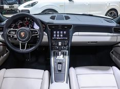 Porsche 911 3.0 24V H6 GASOLINA CARRERA CABRIOLET PDK 2017/2017 VIA BELLA VEÍCULOS ESPECIAIS CAXIAS DO SUL / Carros no Vale