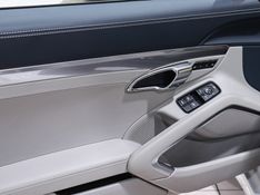 Porsche 911 3.0 24V H6 GASOLINA CARRERA CABRIOLET PDK 2017/2017 VIA BELLA VEÍCULOS ESPECIAIS CAXIAS DO SUL / Carros no Vale