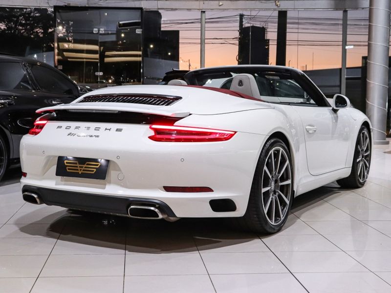 Porsche 911 3.0 24V H6 GASOLINA CARRERA CABRIOLET PDK 2017/2017 VIA BELLA VEÍCULOS ESPECIAIS CAXIAS DO SUL / Carros no Vale