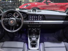 Porsche 911 3.8 24V H6 GASOLINA TURBO CABRIOLET PDK 2023/2024 VIA BELLA VEÍCULOS ESPECIAIS CAXIAS DO SUL / Carros no Vale