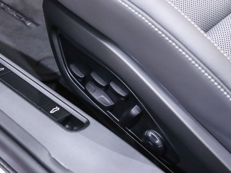 Porsche 911 3.8 24V H6 GASOLINA TURBO CABRIOLET PDK 2023/2024 VIA BELLA VEÍCULOS ESPECIAIS CAXIAS DO SUL / Carros no Vale Porsche 911 3.8 24V H6 GASOLINA TURBO CABRIOLET PDK 2023/2024 VIA BELLA VEÍCULOS ESPECIAIS CAXIAS DO SUL / Carros no Vale