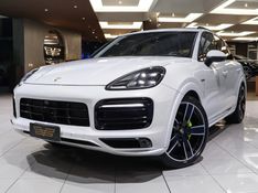 Porsche CAYENNE 3.0 V6 E-HYBRID PLATINUM EDITION AWD TIPTRONIC S 2022/2023 VIA BELLA VEÍCULOS ESPECIAIS CAXIAS DO SUL / Carros no Vale