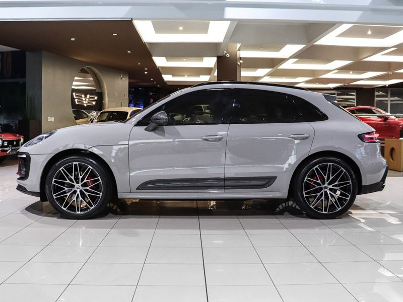 Porsche MACAN 2.0 TURBO GASOLINA T PDK 2022/2023 VIA BELLA VEÍCULOS ESPECIAIS CAXIAS DO SUL / Carros no Vale