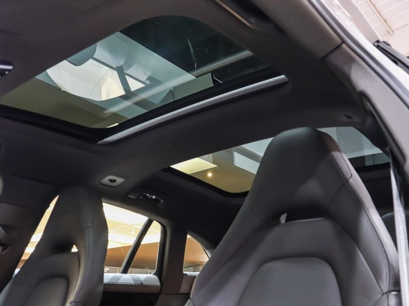 Porsche PANAMERA 2.9 V6 E-HYBRID 4 SPORT TURISMO PDK 2023/2023 VIA BELLA VEÍCULOS ESPECIAIS CAXIAS DO SUL / Carros no Vale