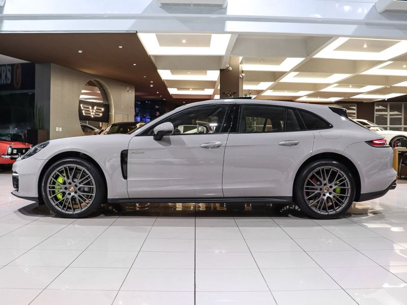 Porsche PANAMERA 2.9 V6 E-HYBRID 4 SPORT TURISMO PDK 2023/2023 VIA BELLA VEÍCULOS ESPECIAIS CAXIAS DO SUL / Carros no Vale