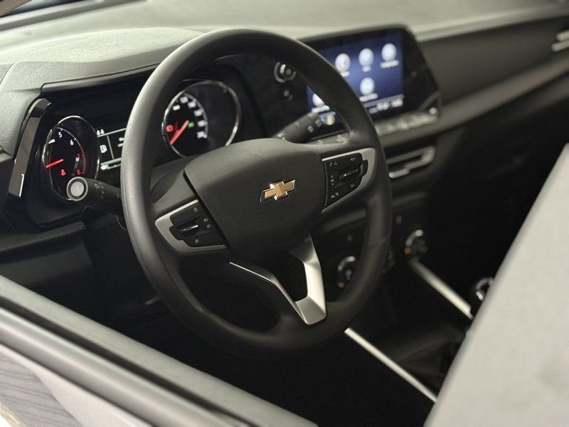 CHEVROLET ONIX SEDAN PLUS 1.0 MT6 2026 SÓ MOTOS E AUTOMÓVEIS SANTA CRUZ DO SUL / Carros no Vale