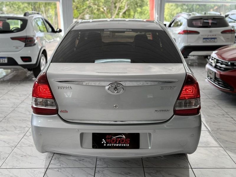 Toyota ETIOS SEDAN PLATINUM 1.5 (RESERVADO) 2016 SÓ MOTOS E AUTOMÓVEIS SANTA CRUZ DO SUL / Carros no Vale