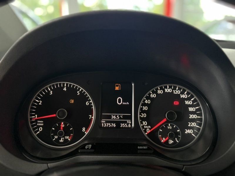 VOLKSWAGEN CROSSFOX GII 1.6 2014 SÓ MOTOS E AUTOMÓVEIS SANTA CRUZ DO SUL / Carros no Vale