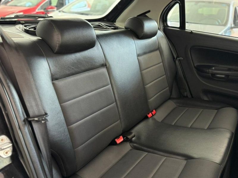 VOLKSWAGEN GOL G5 1.0 EDIÇÃO 25 ANOS 2013 SÓ MOTOS E AUTOMÓVEIS SANTA CRUZ DO SUL / Carros no Vale