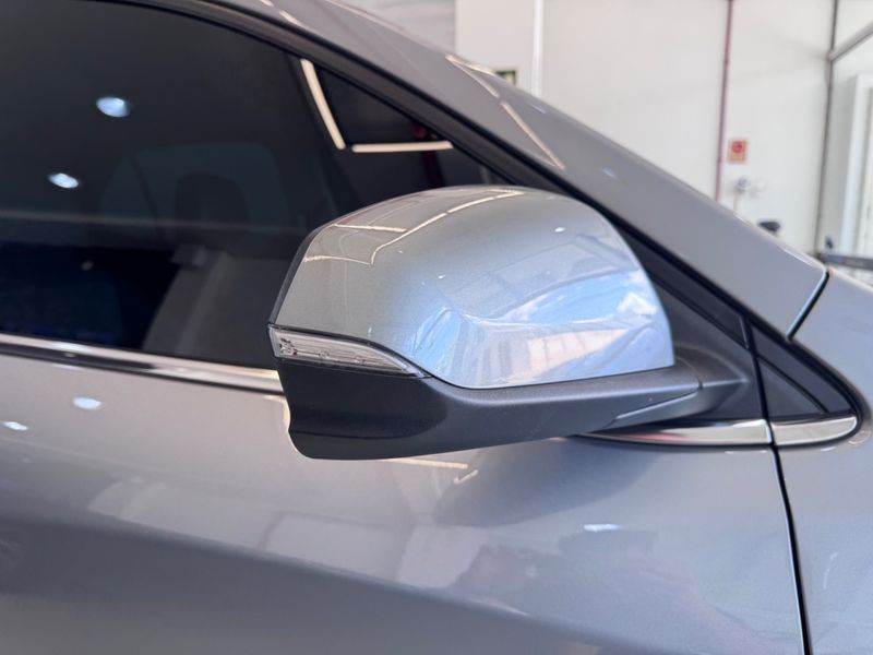 Chevrolet Equinox Premier 1.5 Turbo 172cv 2023/2024 COVEL VEICULOS ENCANTADO / Carros no Vale