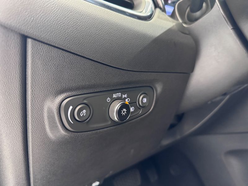 Chevrolet Equinox Premier 1.5 Turbo 172cv 2023/2024 COVEL VEICULOS ENCANTADO / Carros no Vale