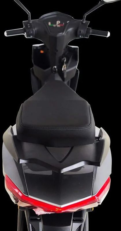 Conduzza Autopropelido Dubai 1000w 2026/2026 COVEL VEICULOS ENCANTADO / Carros no Vale