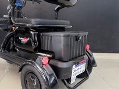 Conduzza Triciclo Sydney 2025/2025 COVEL VEICULOS ENCANTADO / Carros no Vale