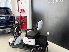 Conduzza Triciclo Sydney 2025/2025 COVEL VEICULOS ENCANTADO / Carros no Vale