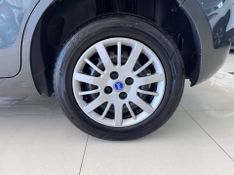 Fiat Palio Attractiv 1.0 2013/2014 COVEL VEICULOS ENCANTADO / Carros no Vale