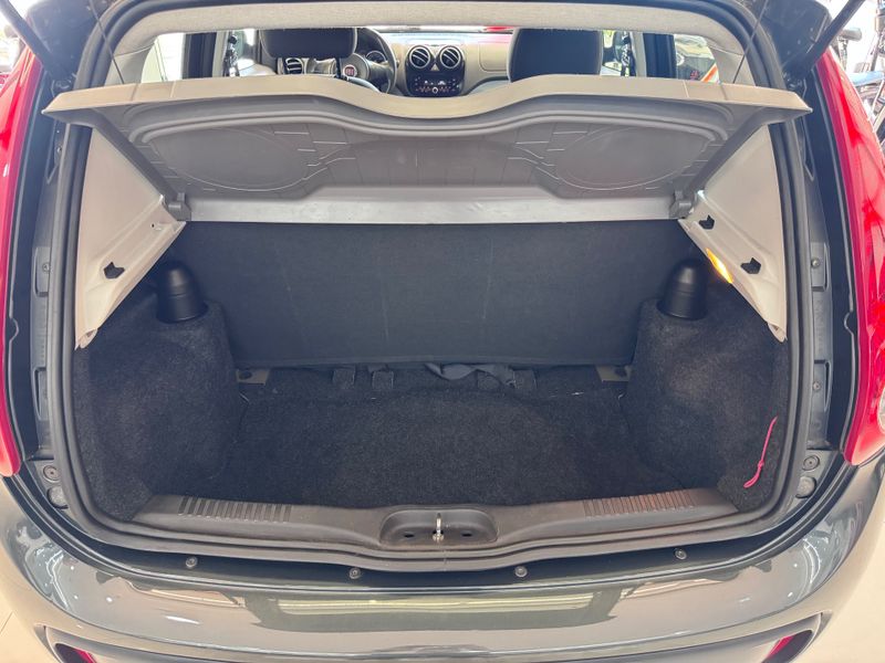 Fiat Palio Attractiv 1.0 2013/2014 COVEL VEICULOS ENCANTADO / Carros no Vale