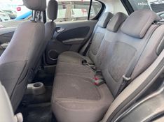 Fiat Palio Attractiv 1.0 2013/2014 COVEL VEICULOS ENCANTADO / Carros no Vale