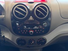 Fiat Palio Attractiv 1.0 2013/2014 COVEL VEICULOS ENCANTADO / Carros no Vale