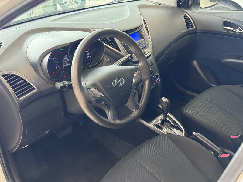Hyundai Hb20 1.6 Comfort Plus 2014/2015 COVEL VEICULOS ENCANTADO / Carros no Vale