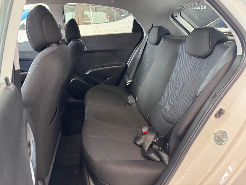 Hyundai Hb20 1.6 Comfort Plus 2014/2015 COVEL VEICULOS ENCANTADO / Carros no Vale