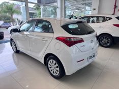 Hyundai Hb20 1.6 Comfort Plus 2014/2015 COVEL VEICULOS ENCANTADO / Carros no Vale