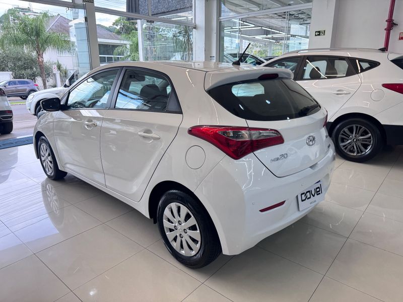 Hyundai Hb20 1.6 Comfort Plus 2014/2015 COVEL VEICULOS ENCANTADO / Carros no Vale