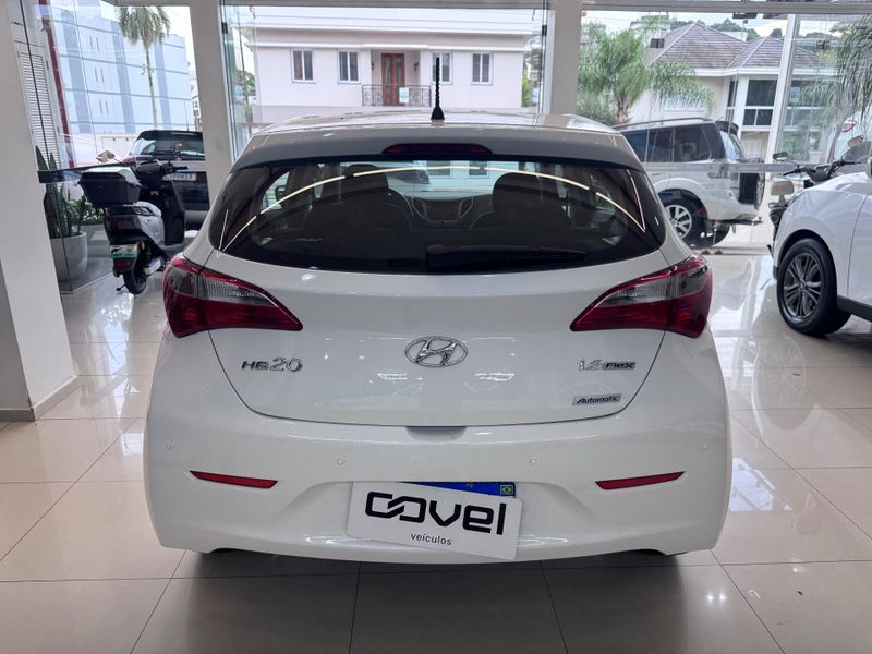Hyundai Hb20 1.6 Comfort Plus 2014/2015 COVEL VEICULOS ENCANTADO / Carros no Vale