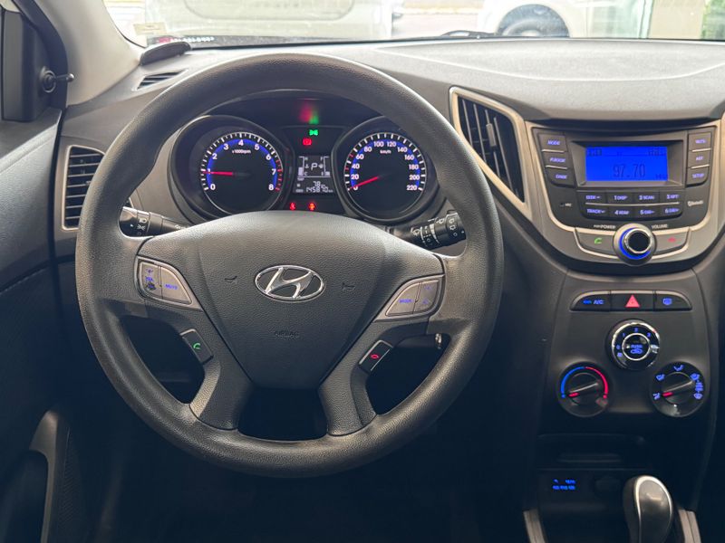 Hyundai Hb20 1.6 Comfort Plus 2014/2015 COVEL VEICULOS ENCANTADO / Carros no Vale