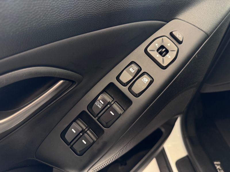 Hyundai Ix35 2.0 Mpfi Gl 16v 2021/2022 COVEL VEICULOS ENCANTADO / Carros no Vale