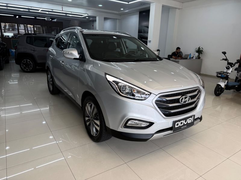 Hyundai Ix35 Gl 2.0 16v 2wd 2017/2018 COVEL VEICULOS ENCANTADO / Carros no Vale
