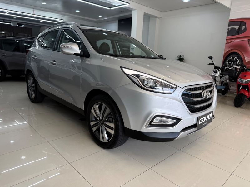 Hyundai Ix35 Gl 2.0 16v 2wd 2017/2018 COVEL VEICULOS ENCANTADO / Carros no Vale