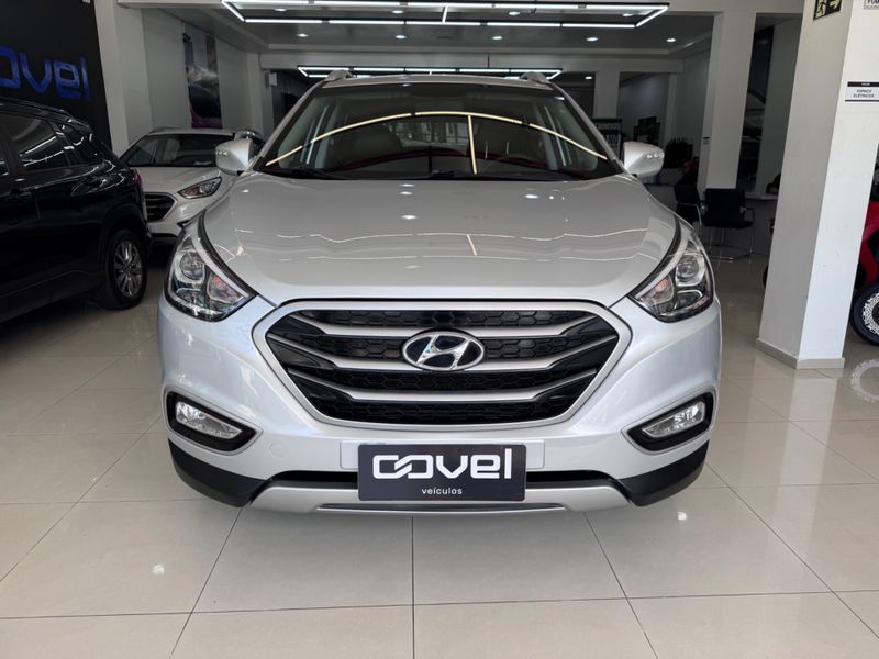 Hyundai Ix35 Gl 2.0 16v 2wd 2017/2018 COVEL VEICULOS ENCANTADO / Carros no Vale