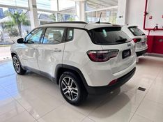 Jeep Compass 2.0 16v Sport 2019/2019 COVEL VEICULOS ENCANTADO / Carros no Vale