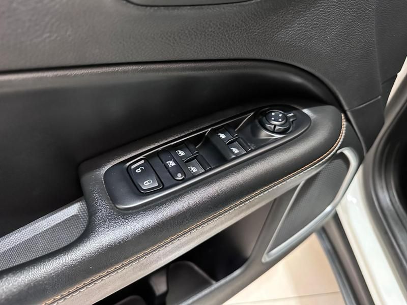 Jeep Compass 2.0 16v Sport 2019/2019 COVEL VEICULOS ENCANTADO / Carros no Vale Jeep Compass 2.0 16v Sport 2019/2019 COVEL VEICULOS ENCANTADO / Carros no Vale