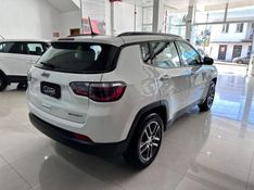 Jeep Compass 2.0 16v Sport 2019/2019 COVEL VEICULOS ENCANTADO / Carros no Vale