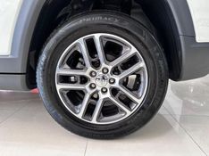 Jeep Compass 2.0 16v Sport 2019/2019 COVEL VEICULOS ENCANTADO / Carros no Vale