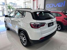 Jeep Compass 2.0 16v Sport 2019/2019 COVEL VEICULOS ENCANTADO / Carros no Vale